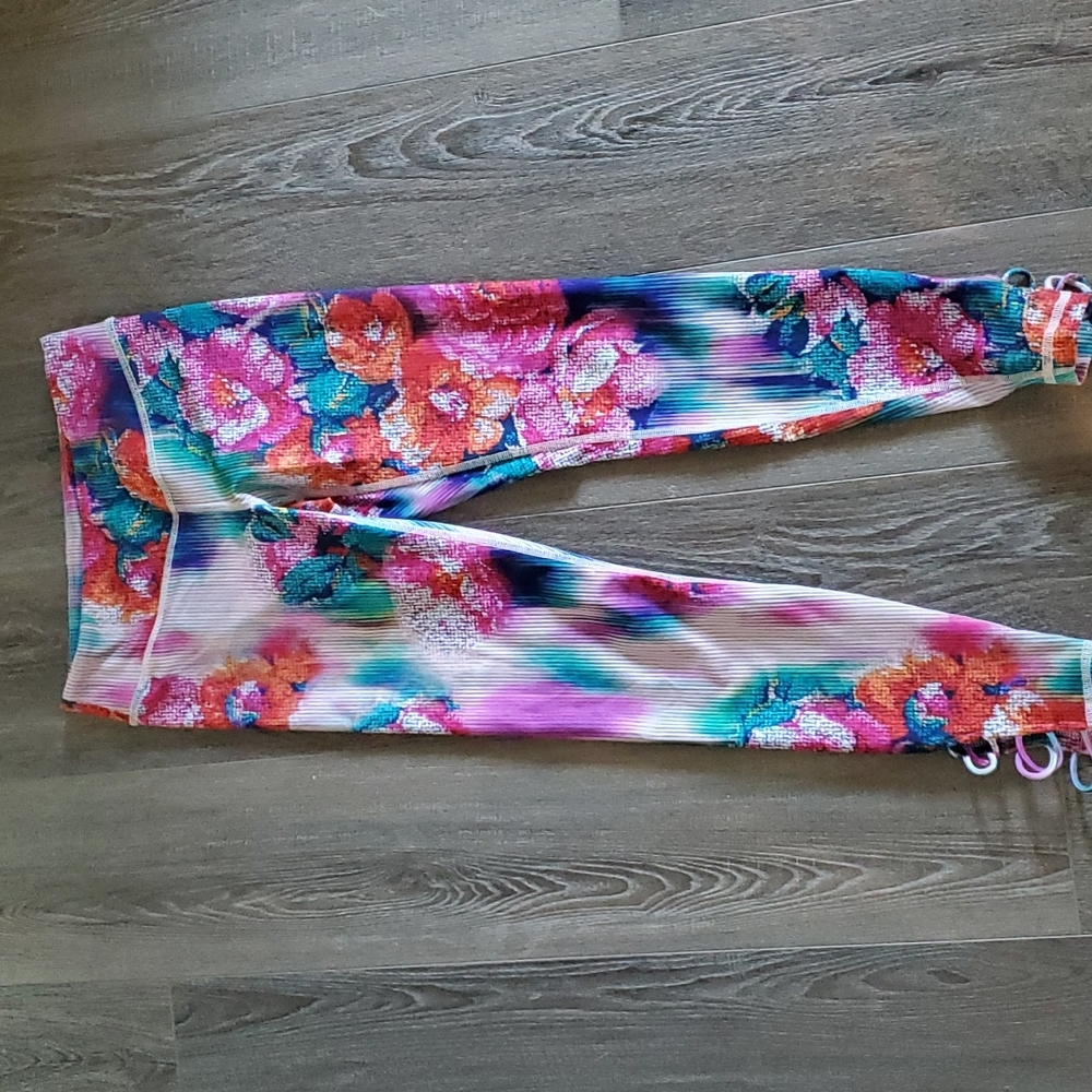 Anthropologie floral leggings . S